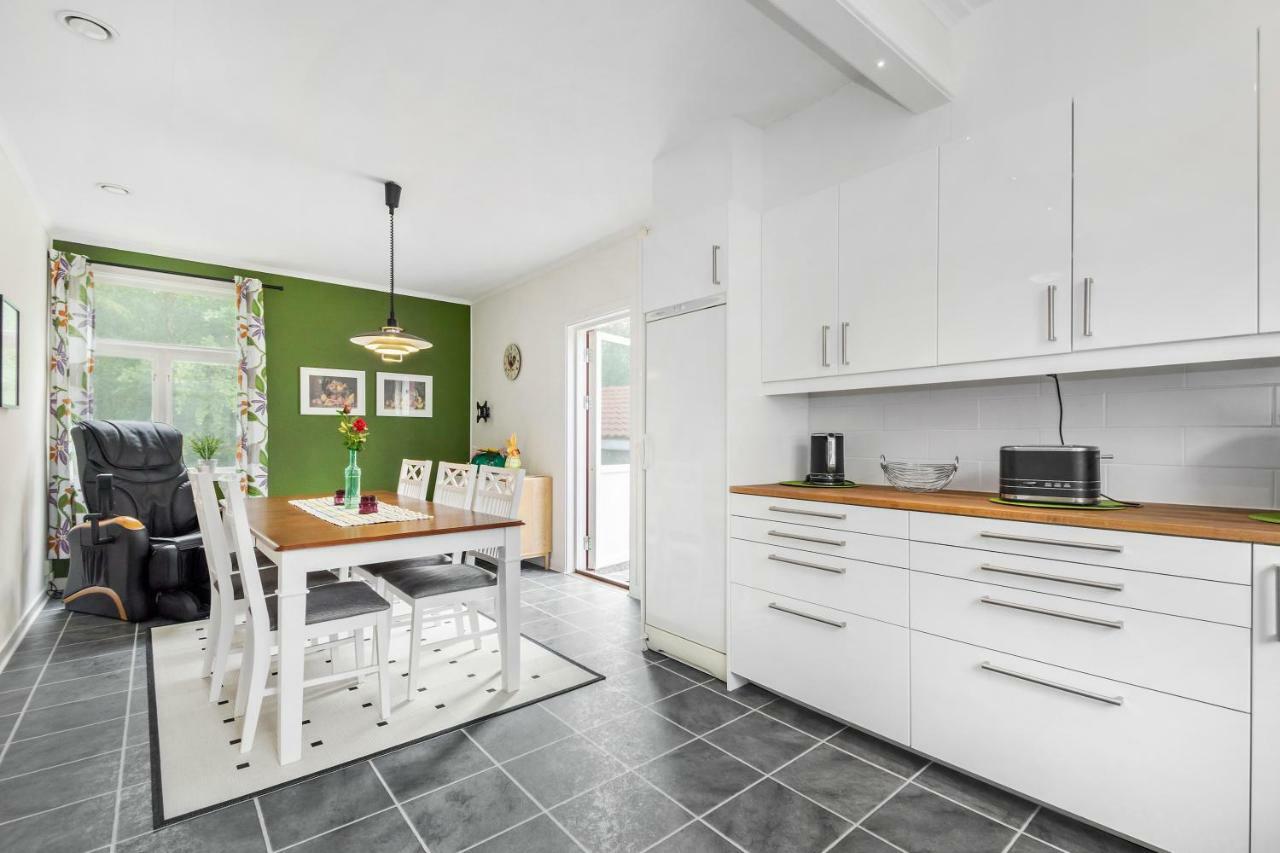 Ferienhaus Am Mycklaflon Eksjö エクステリア 写真
